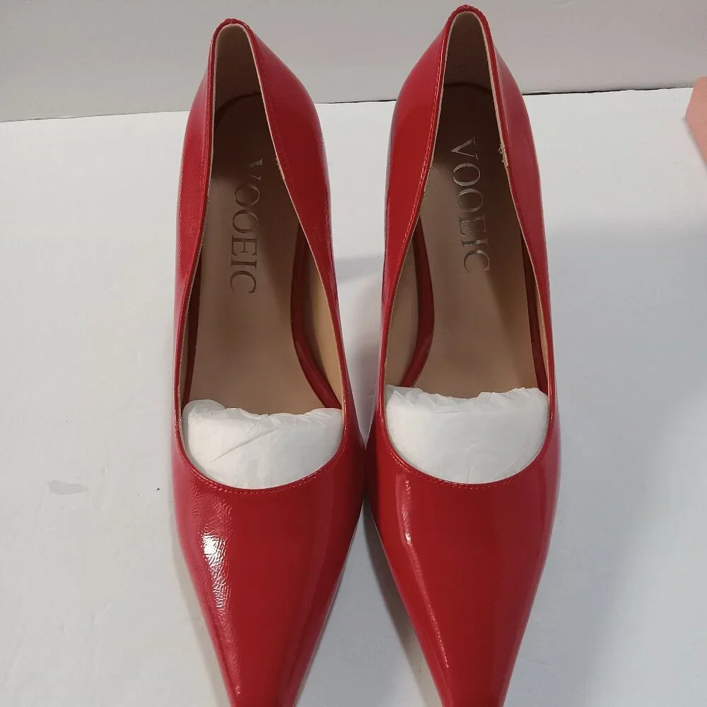 High Heels - Picture 1 of 7